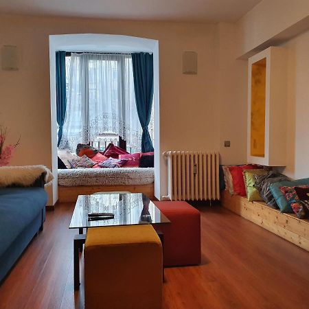 Bucharest Pedestrian Old Town 3 Bedrooms By Orchid Garden Exterior photo