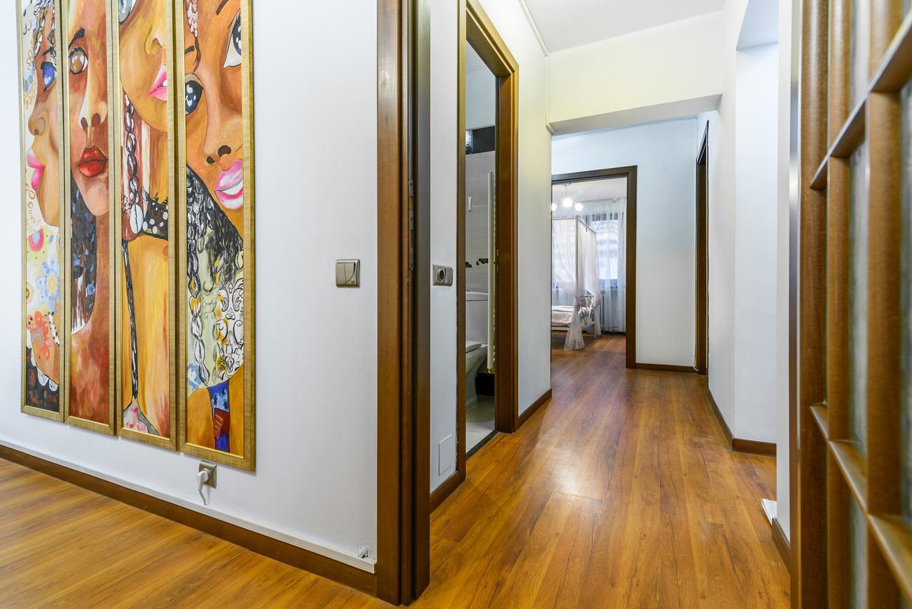 Bucharest Pedestrian Old Town 3 Bedrooms By Orchid Garden Exterior photo