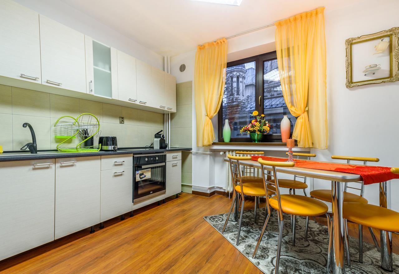 Bucharest Pedestrian Old Town 3 Bedrooms By Orchid Garden Exterior photo